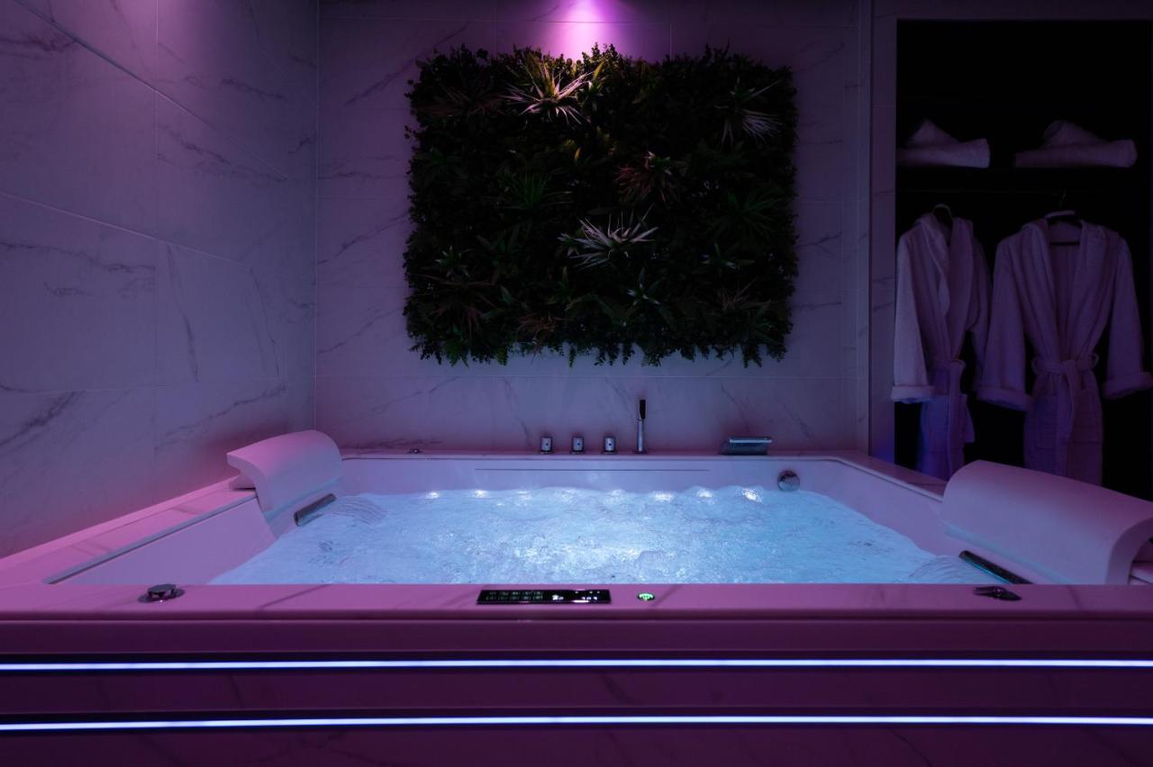 La Perle Noire Apartment แอกด์ ภายนอก รูปภาพ